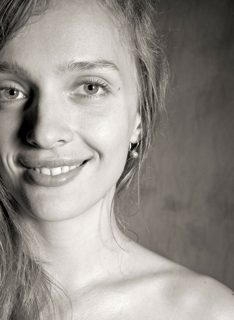 Эвелина, 23 года, 2 размер груди
